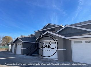 608 Crossing Cir #608-2, Gardnerville, NV 89410