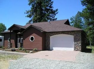 2074 Dick George Rd, Cave Junction, OR 97523