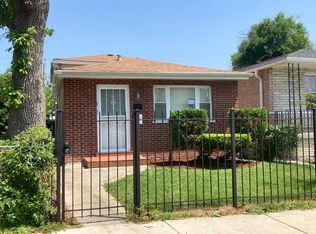 10121 S La Salle St, Chicago, IL