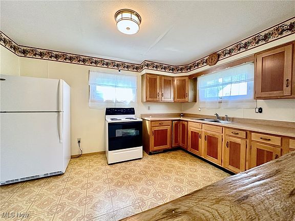 5th image of 2321 Cypress St