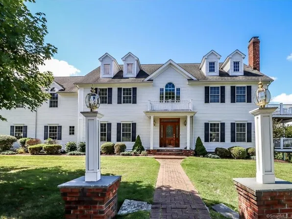 9 Isabels Way Road, Brookfield, CT 06804