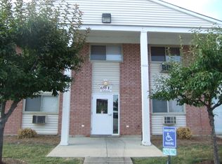 659 E Fullerton Ave APT 104, Glendale Heights, IL 60139