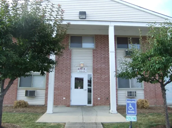 659 E Fullerton Ave APT 104, Glendale Heights, IL 60139