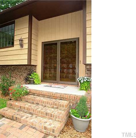 1st image of 3235 Blue Hill Ln
