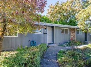 17 SE 62nd Ave, Portland, OR