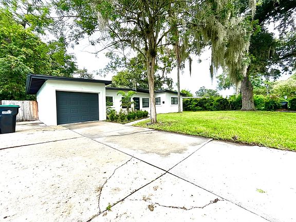 2nd image of 3111 Ivel Dr