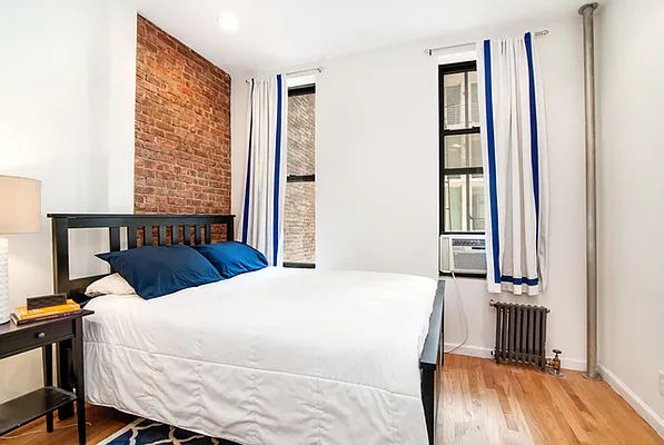 Rented by Compass | media 27