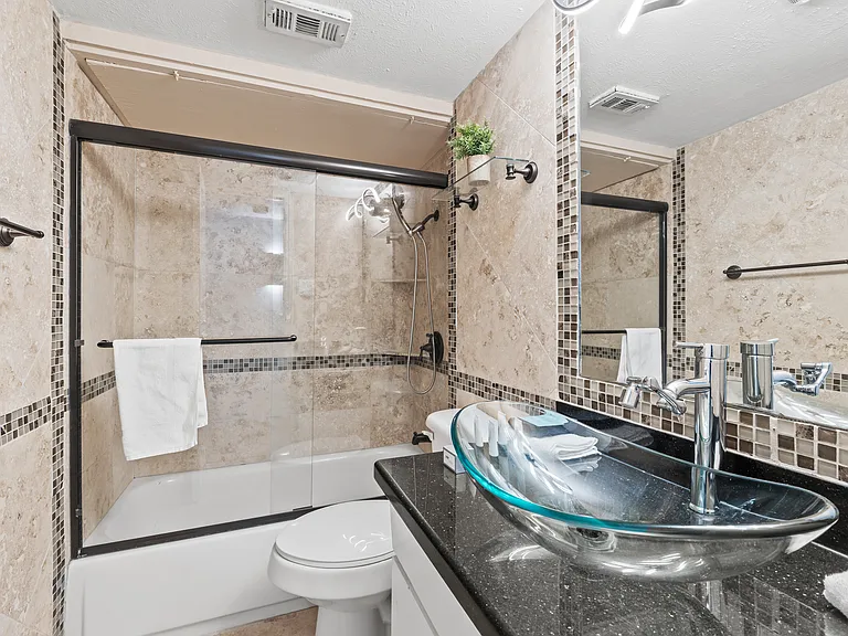 7929 Meadow Park Dr #201 — Photo 21