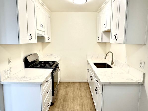 1222 W Brook St APT D