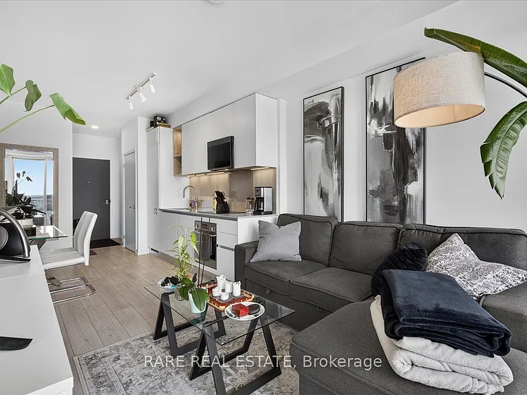 39 Mary St #1810 — Photo 21