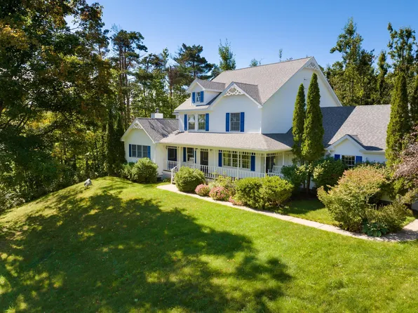 2520 Krys Rd, Gaylord, MI 49735