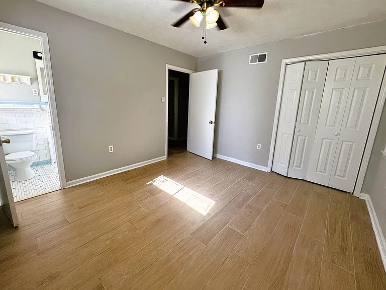 5209 Yale Rd — Photo 10