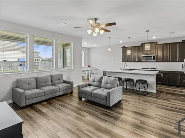 15647 Baronial Castle Dr, Humble, TX 77396