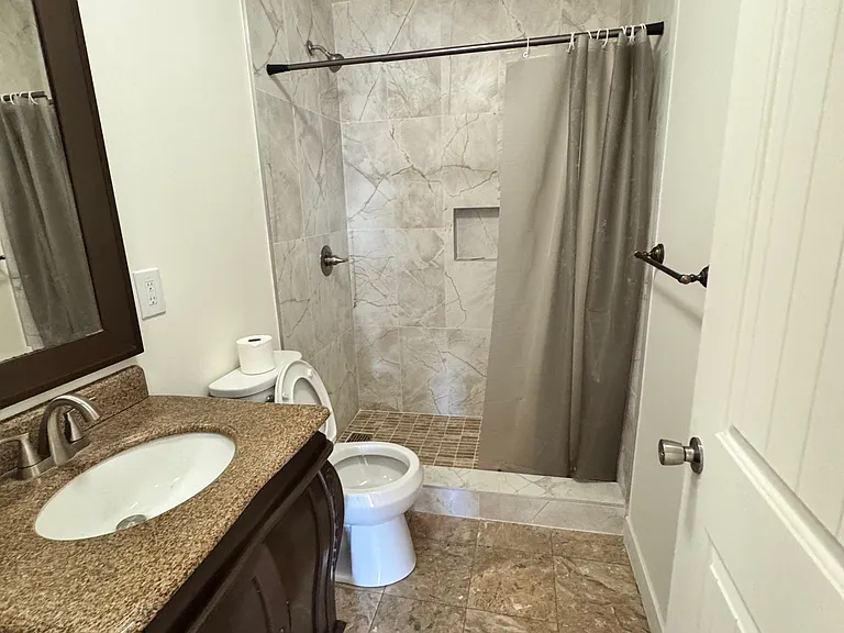 8834 Stansbury Ave — Photo 13