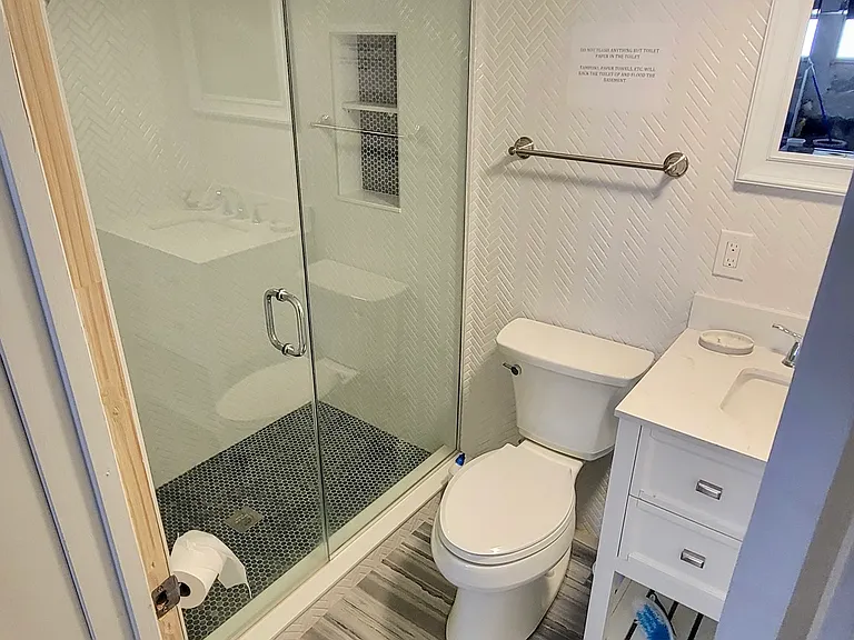 104 Pennsylvania Ave #1 — Photo 18