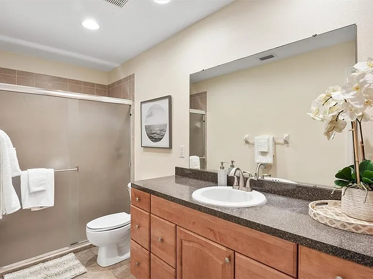 2729 Sydelle St — Photo 34