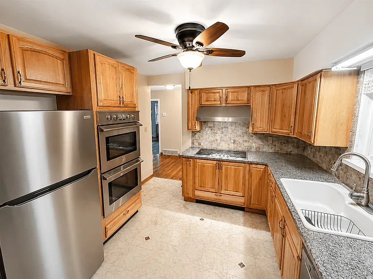 8944 Bunnell Hill Rd — Photo 2
