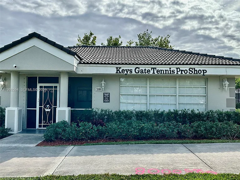2867 SE 25th Ter — Photo 48