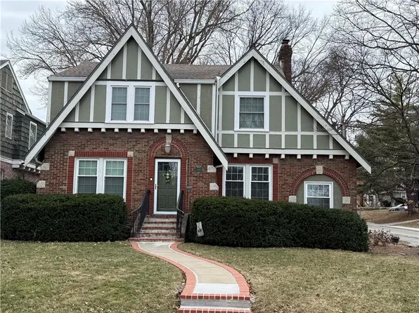 1295 W 72nd Ter, Kansas City, MO 64114