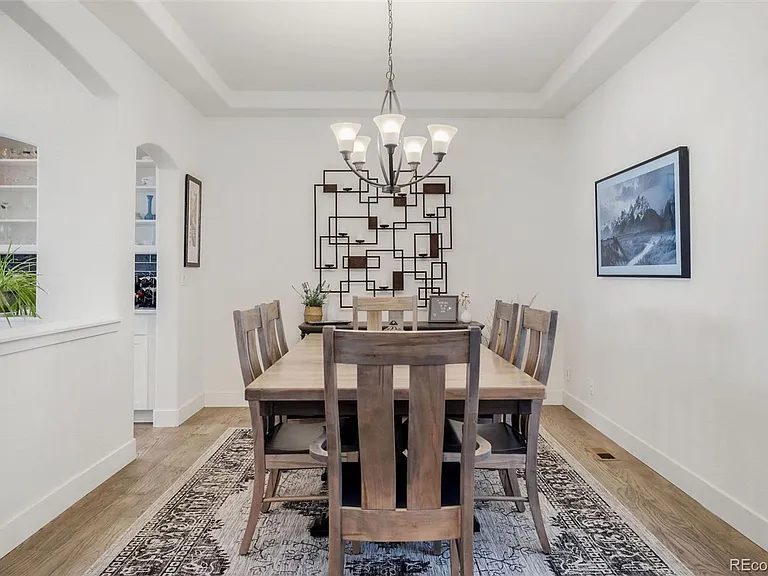 20551 Beekman Pl — Photo 11