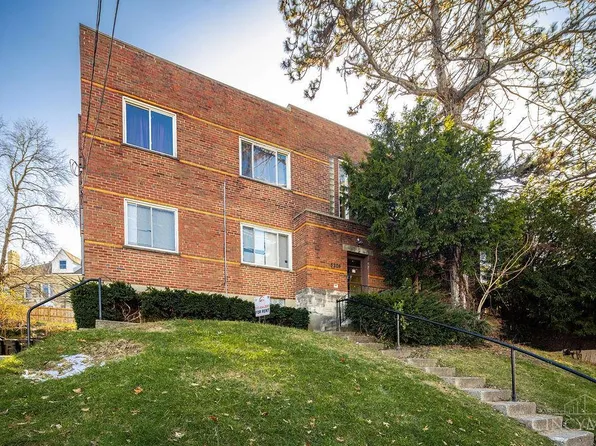 5206 Montgomery Rd, Cincinnati, OH 45212