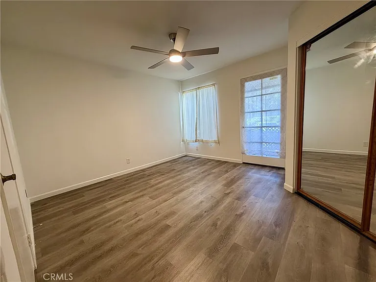 60 Coventry Ln — Photo 16