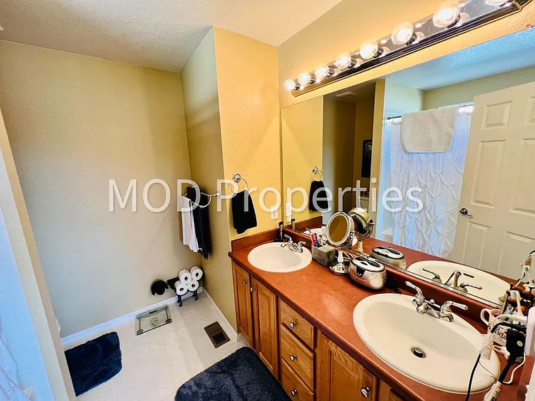 3906 N Lisbon St — Photo 17