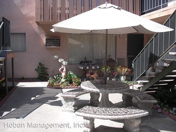 4th image of 4439 Euclid Ave APT 7