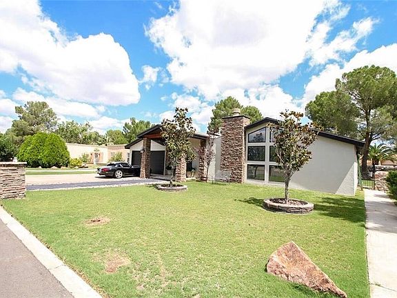 2nd image of 4949 Vista Grande Cir
