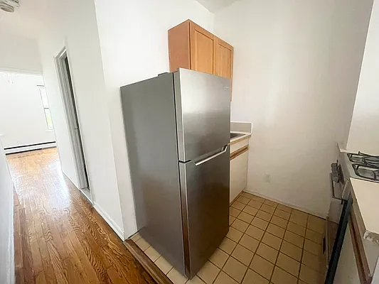 Rented by Pear NYC LLC | media 34