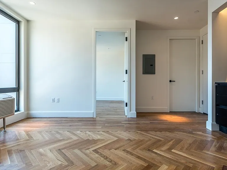 1 Duffield St #211 — Photo 4