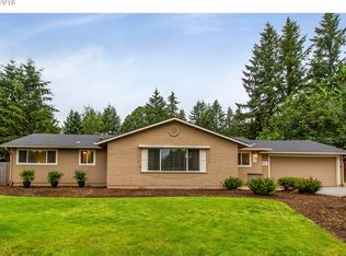 327 Park Dr, Oregon City, OR 97045