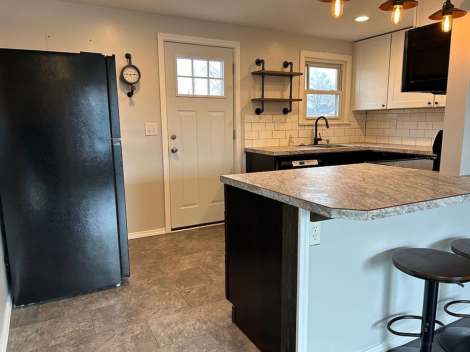 513 S Anderson St, Kennewick, WA 99336 | Zillow