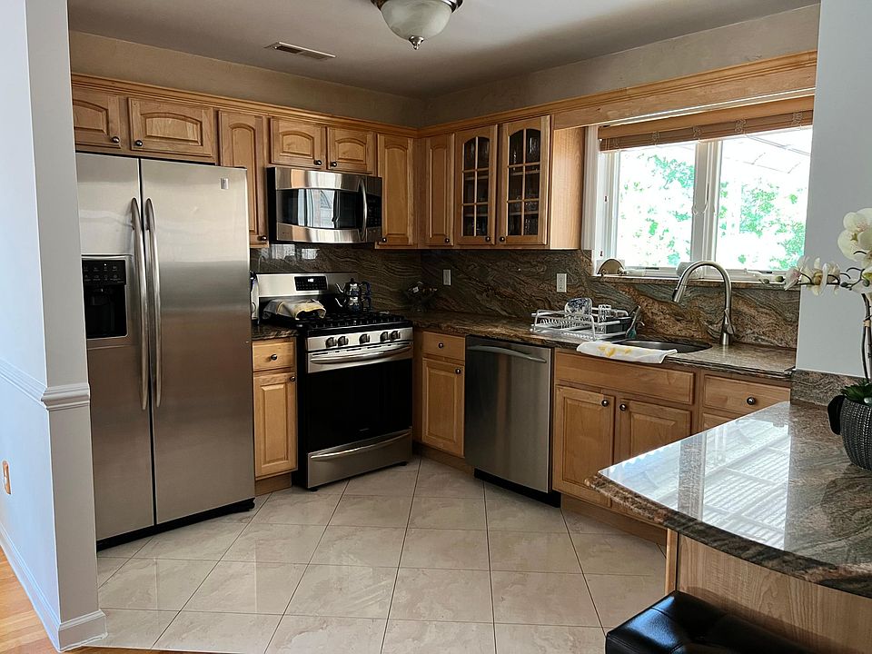 1st image of 3305 Griswold Ave #Na