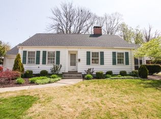 108 S Mercer Ave, Bloomington, IL 61701