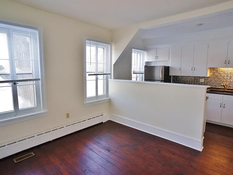 31 N Water St #C — Photo 5