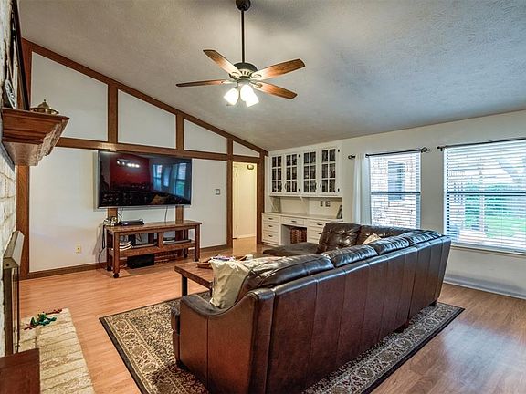 5th image of 21226 Park Bend Dr
