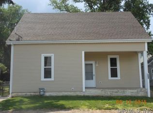 818 Arch St, Alton, IL 62002