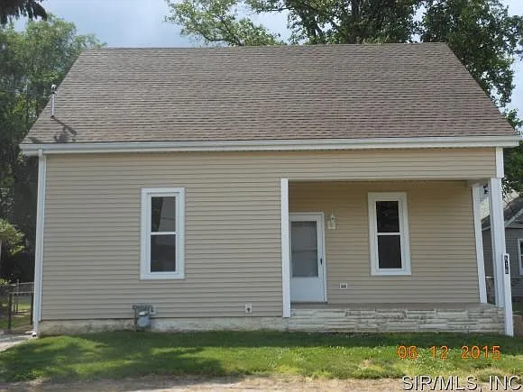 818 Arch St photo 1