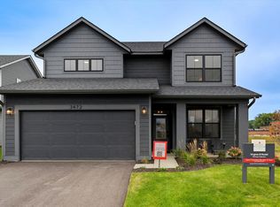 3472 Knightsbridge Trl N, Lake Elmo, MN 55042