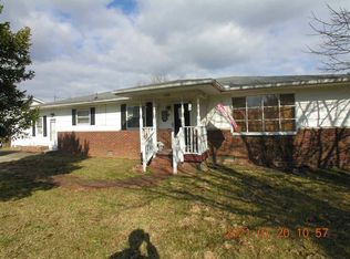 6028 Miller Rd, Huntington, WV 25702