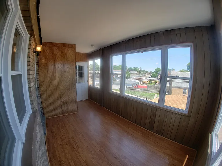 6510 W Higgins Ave #2 — Photo 34