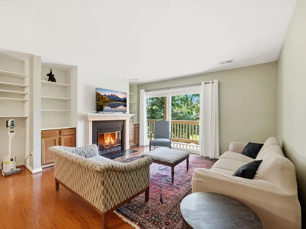 6204 Redins Dr #B, Alexandria, VA 22310