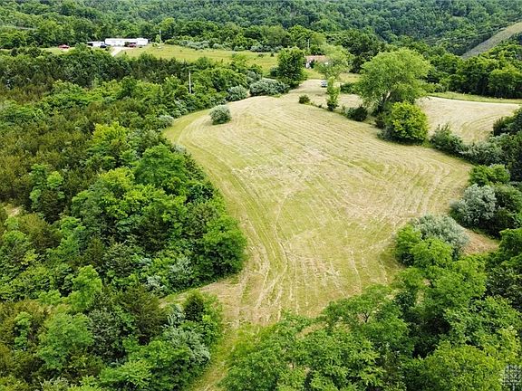 3rd image of 25AC Landon Ln