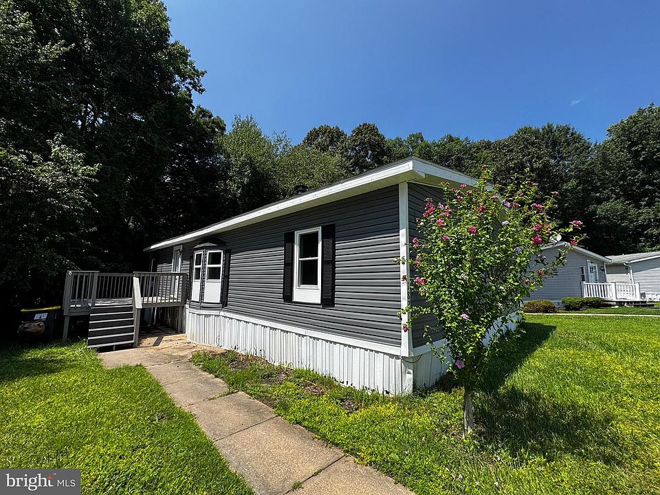 1st image of 182 N Thistle Way #182