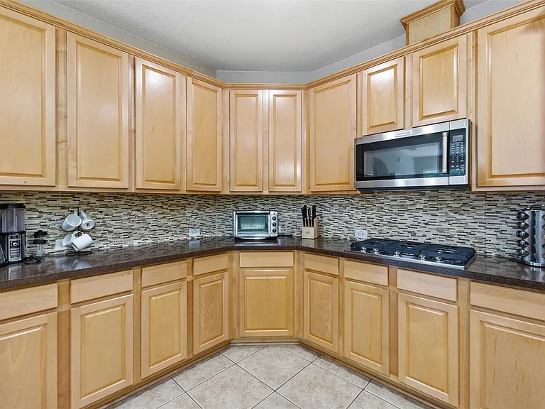 3331 Lost Maple Forest Ct — Photo 14