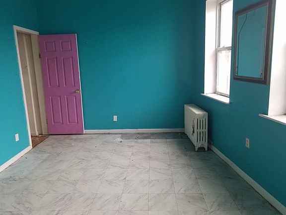 5th image of 273 Port Richmond Ave