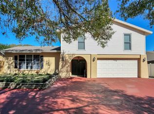 7015 Twelve Oaks Blvd, Tampa, FL 33634