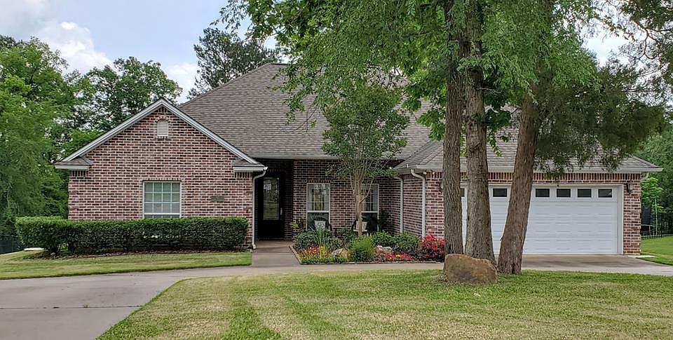 1st image of 141 Stone Creek Ct