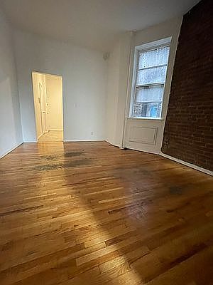 4th image of 1475 2nd Ave APT 4A